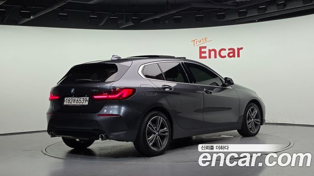 BMW 1 Series (F40) 118d Sport 2020 — фото 2