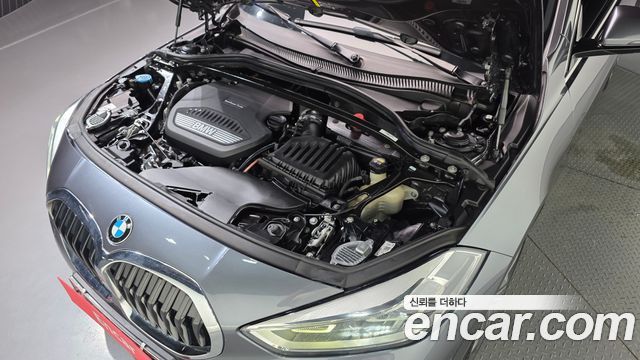 BMW 1 Series (F40) 118d Sport 2020 — фото 6