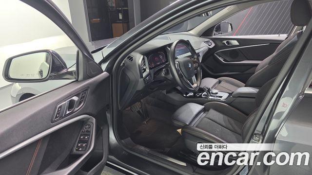 BMW 1 Series (F40) 118d Sport 2020 — фото 10