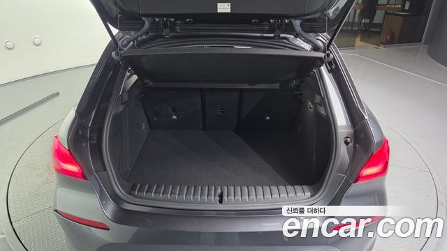 BMW 1 Series (F40) 118d Sport 2020 — фото 20