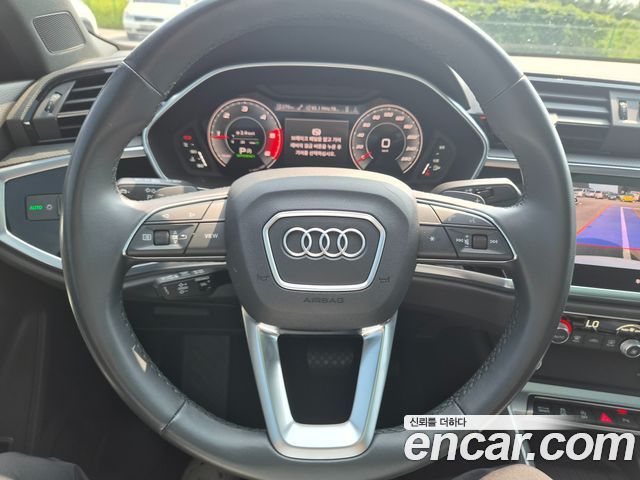 Audi Q3 (F3) 35 TDI Premium 2022 — фото 23