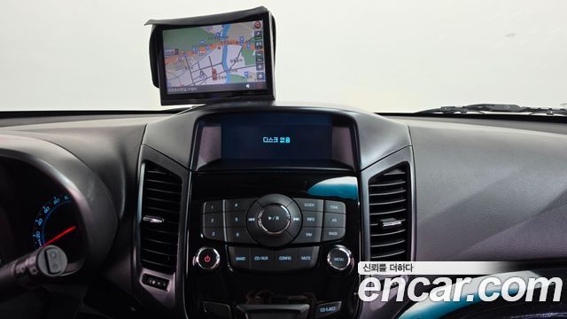 Chevrolet Orlando 2.0 Diesel LTZ Premium 2012 — фото 14