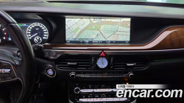 Genesis EQ900 3.8 GDI AWD Prestige 2018 — фото 18