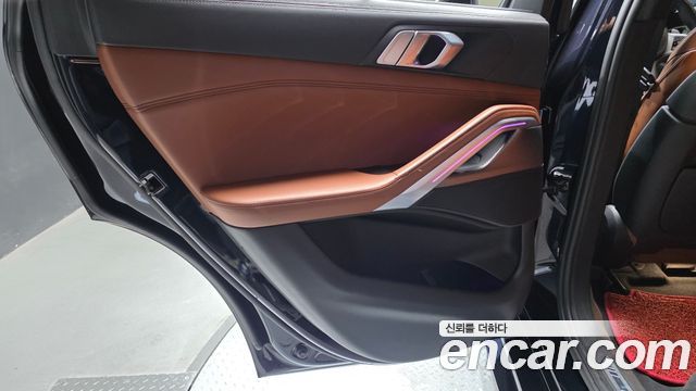 BMW X6 (G06) xDrive40i M Sport 2022 — фото 25