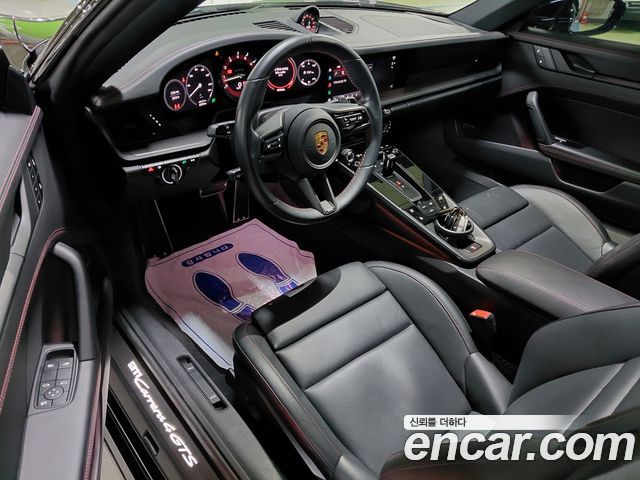 Porsche 911 (992) Carrera 4 GTS 2023 — фото 8