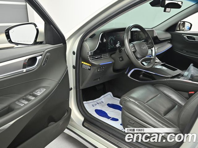 Hyundai Grandeur Hybrid (IG) Calligraphy 2020 — фото 15