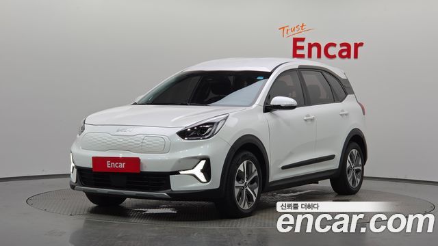 Kia Niro Plus Earth 2023 — фото 1