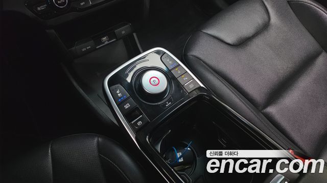 Kia Niro Plus Earth 2023 — фото 9