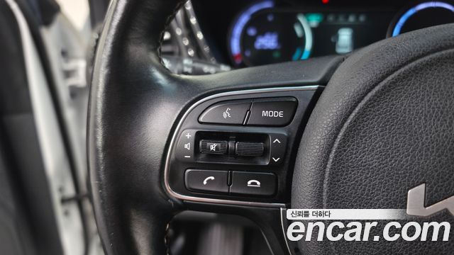 Kia Niro Plus Earth 2023 — фото 18