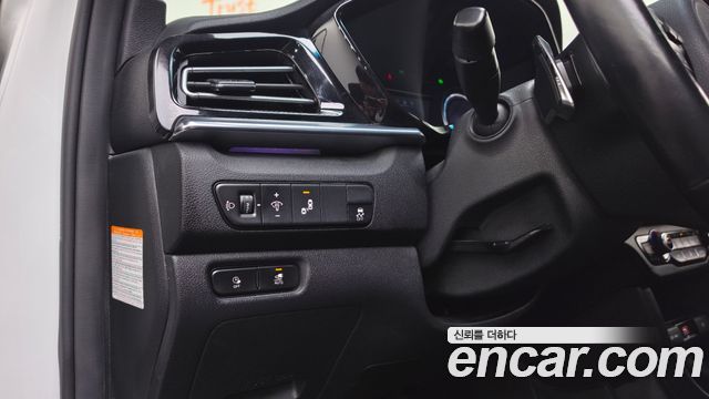 Kia Niro Plus Earth 2023 — фото 27