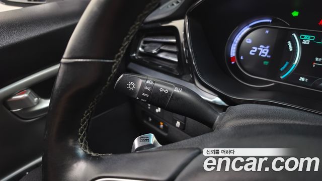 Kia Niro Plus Earth 2023 — фото 28