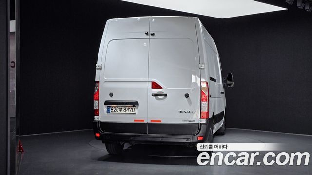 Renault Korea Master 2.3 Van L 2024 — фото 4