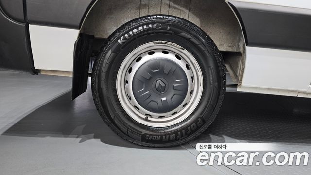 Renault Korea Master 2.3 Van L 2024 — фото 5