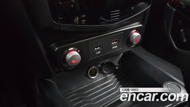 KG Mobility (SsangYong) Tivoli LX 2WD 2017 — фото 18