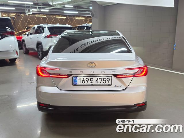 Toyota Camry (XV80) 2.5 XLE Premium Hybrid 2026 — фото 4