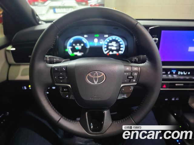 Toyota Camry (XV80) 2.5 XLE Premium Hybrid 2026 — фото 18