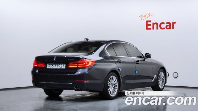 BMW 5 Series (G30) 520i Luxury 2020 — фото 2