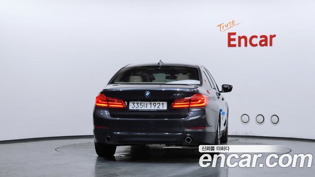 BMW 5 Series (G30) 520i Luxury 2020 — фото 4
