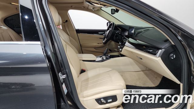 BMW 5 Series (G30) 520i Luxury 2020 — фото 11
