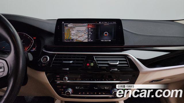BMW 5 Series (G30) 520i Luxury 2020 — фото 13