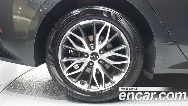 Kia K5 (III) 2.0 Prestige 2023 — фото 5