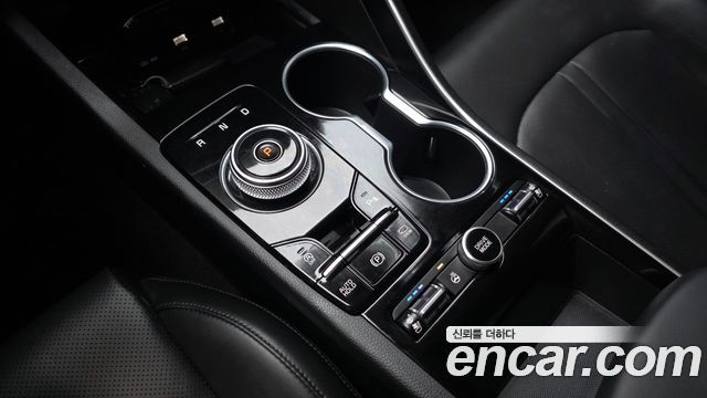 Kia K5 (III) 2.0 Prestige 2023 — фото 9