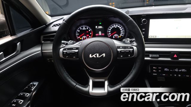 Kia K5 (III) 2.0 Prestige 2023 — фото 13