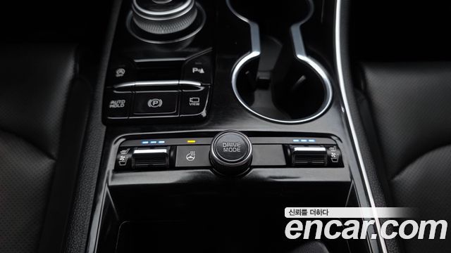 Kia K5 (III) 2.0 Prestige 2023 — фото 18