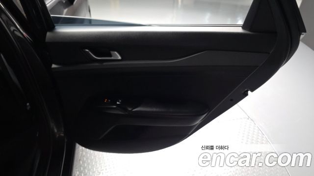 Kia K5 (III) 2.0 Prestige 2023 — фото 25