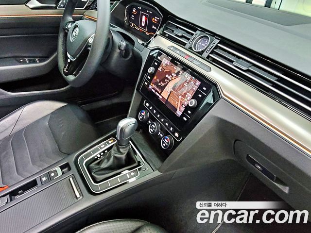 Volkswagen Arteon 2.0 TDI Presige 4Motion 2020 — фото 16