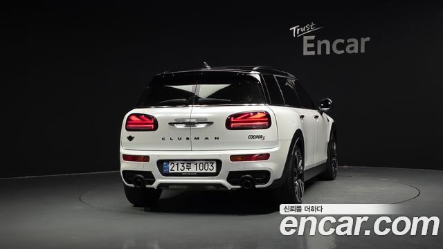 MINI Cooper S Clubman Shadow Edition 2nd 2022 — фото 4