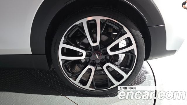 MINI Cooper S Clubman Shadow Edition 2nd 2022 — фото 21