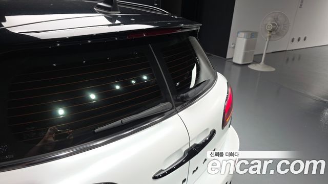 MINI Cooper S Clubman Shadow Edition 2nd 2022 — фото 30