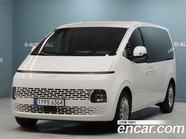 Hyundai Staria Tourer 9-Seater Modern 2025 — фото 1