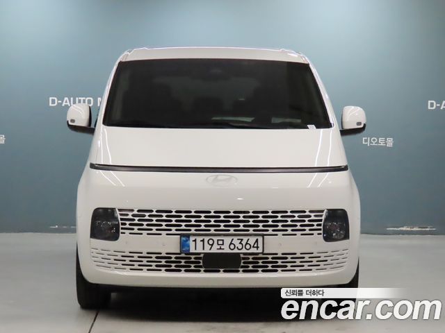 Hyundai Staria Tourer 9-Seater Modern 2025 — фото 2