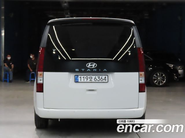 Hyundai Staria Tourer 9-Seater Modern 2025 — фото 3