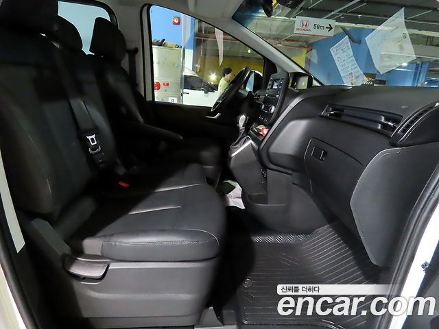 Hyundai Staria Tourer 9-Seater Modern 2025 — фото 8