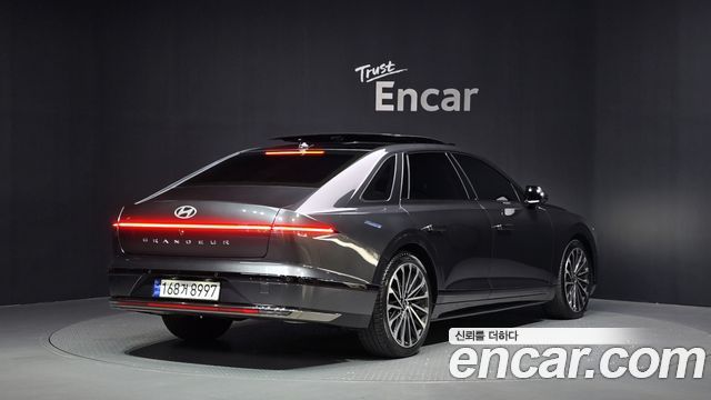Hyundai Grandeur (GN7) 3,5 Gasoline 4WD Calligraphy 2025 — фото 2