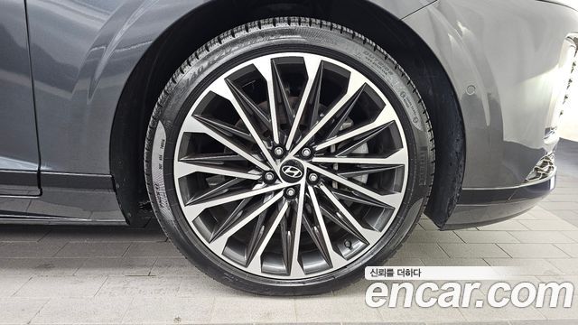 Hyundai Grandeur (GN7) 3,5 Gasoline 4WD Calligraphy 2025 — фото 21