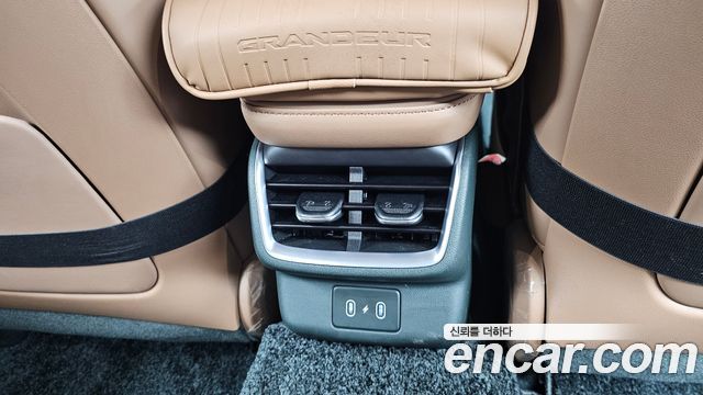 Hyundai Grandeur (GN7) 3,5 Gasoline 4WD Calligraphy 2025 — фото 33