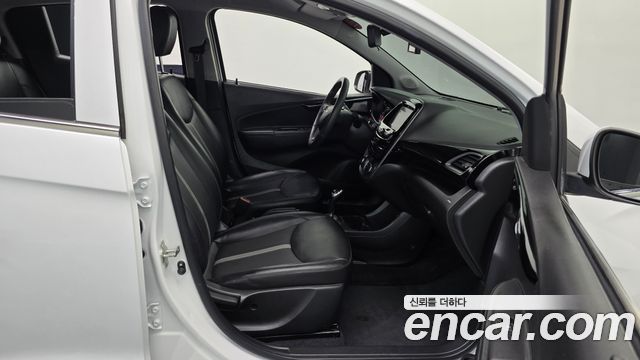 Chevrolet Spark Premier 2022 — фото 11