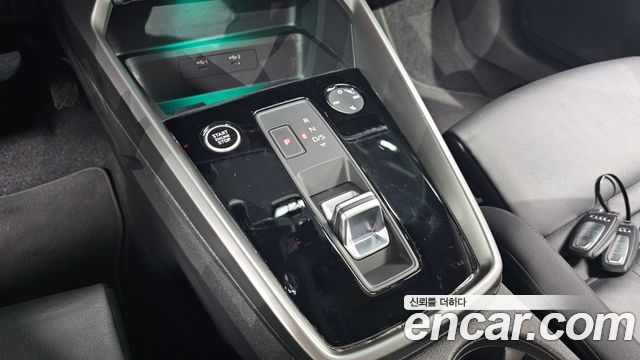 Audi A3 (8Y) 40 TFSI Premium 2023 — фото 9