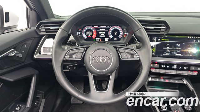Audi A3 (8Y) 40 TFSI Premium 2023 — фото 13