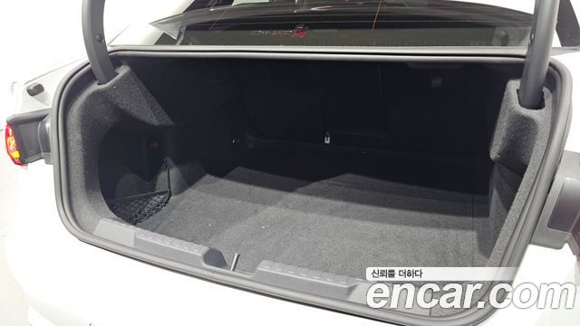 Audi A3 (8Y) 40 TFSI Premium 2023 — фото 34