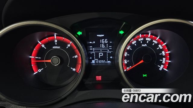 KG Mobility (SsangYong) Tivoli Air Diesel IX 2WD 2017 — фото 8