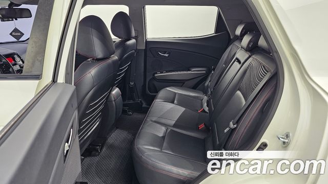 KG Mobility (SsangYong) Tivoli Air Diesel IX 2WD 2017 — фото 12