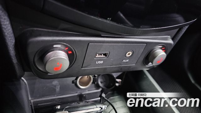 KG Mobility (SsangYong) Tivoli Air Diesel IX 2WD 2017 — фото 15