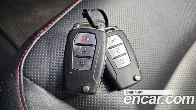 KG Mobility (SsangYong) Tivoli Air Diesel IX 2WD 2017 — фото 19