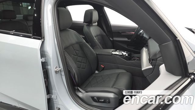 BMW 5 Series (G60) 530i xDrive M Sport Pro Special Edition 2026 — фото 26