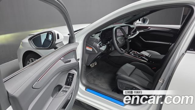 Audi A6 (C9) 40 TDI Quattro S Line 2026 — фото 10